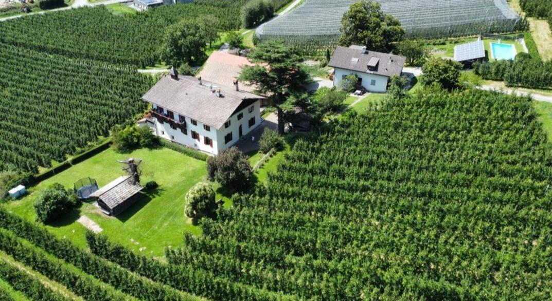 Mareinhof Vetzan-Apples,Apartment&More Silandro Exterior foto